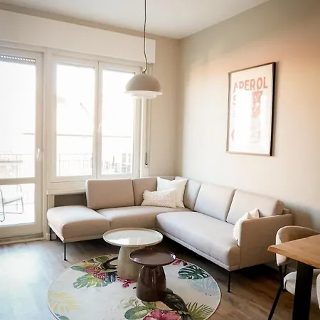 Direct In The Center Loc Turistica Appartement *